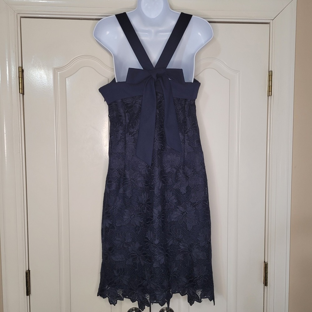 Banana Republic Dress Limited Edition Navy Floral Lace Shift Dress Size 6 NWT - Picture 2 of 10